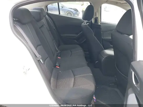 JM1BN1V78J1173394 2018 MAZDA 3 - Image 8