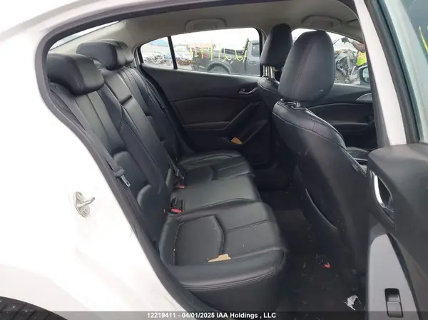 JM1BN1V78J1185271 2018 MAZDA 3 - Image 8