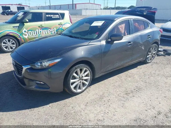 JM1BN1V79H1119001 2017 MAZDA 3 - Image 2