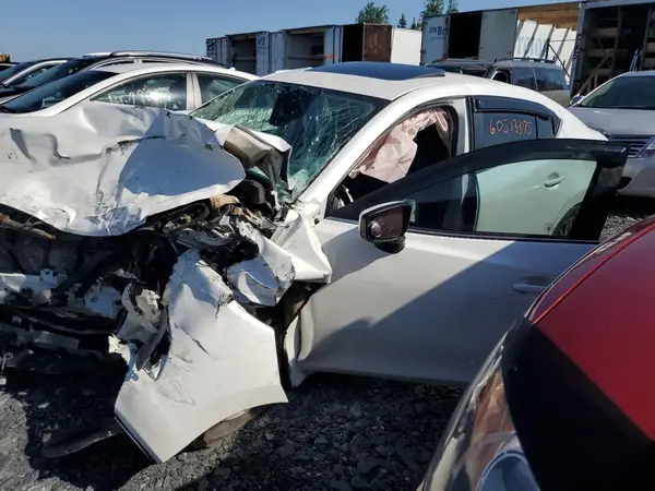 JM1BN1V79J1165708 2018 MAZDA 3 - Image 1