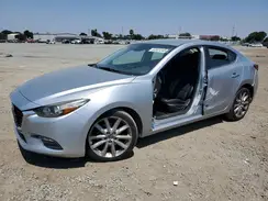 JM1BN1V7XH1120173 2017 MAZDA 3