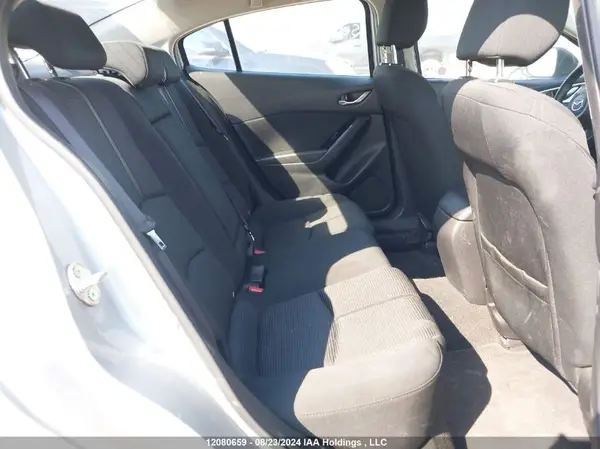 JM1BN1V7XJ1157696 2018 MAZDA 3 - Image 8