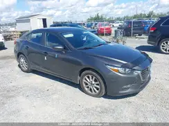 JM1BN1V7XJ1158332 2018 MAZDA 3
