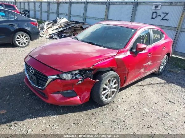 JM1BN1V7XJ1174725 2018 MAZDA 3 - Image 2