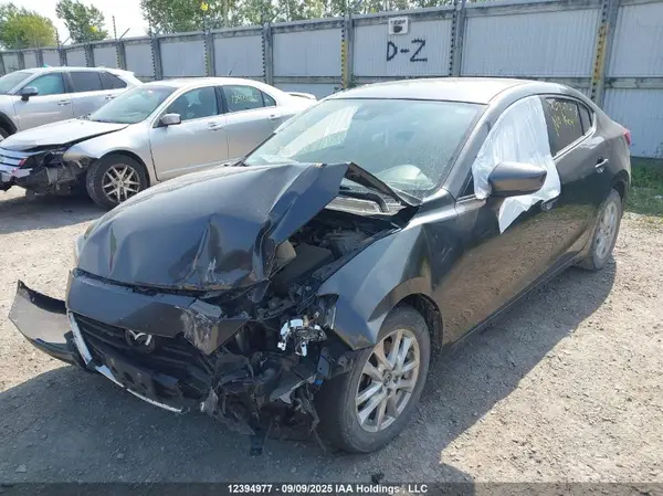JM1BN1V7XJ1180136 2018 MAZDA 3 - Image 2