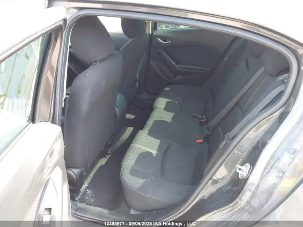 JM1BN1V7XJ1180136 2018 MAZDA 3 - Image 8