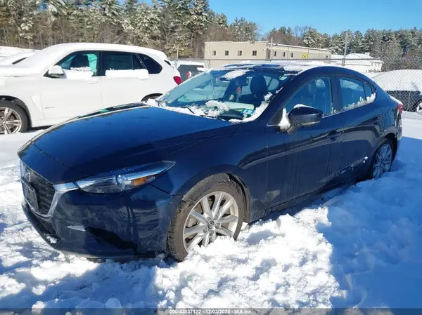 JM1BN1W30H1131033 2017 MAZDA 3 - Image 2