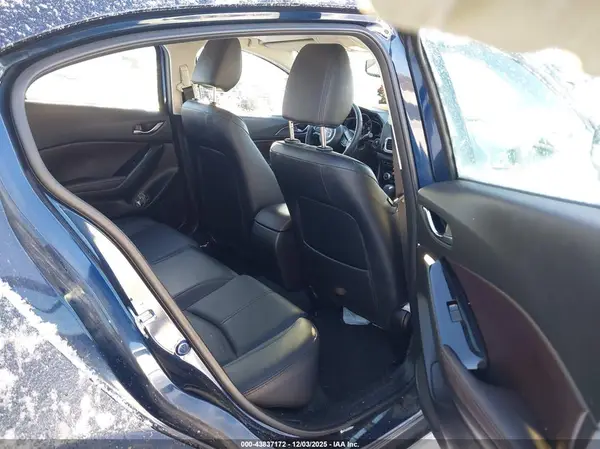 JM1BN1W30H1131033 2017 MAZDA 3 - Image 8