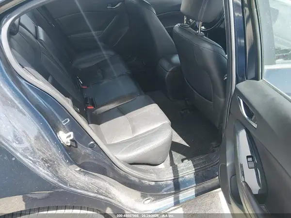 JM1BN1W30H1140704 2017 MAZDA 3 - Image 8