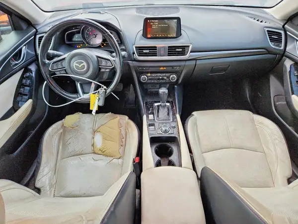 JM1BN1W30H1144798 2017 MAZDA 3 - Image 8