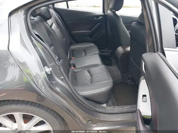 JM1BN1W32H1100124 2017 MAZDA 3 - Image 8
