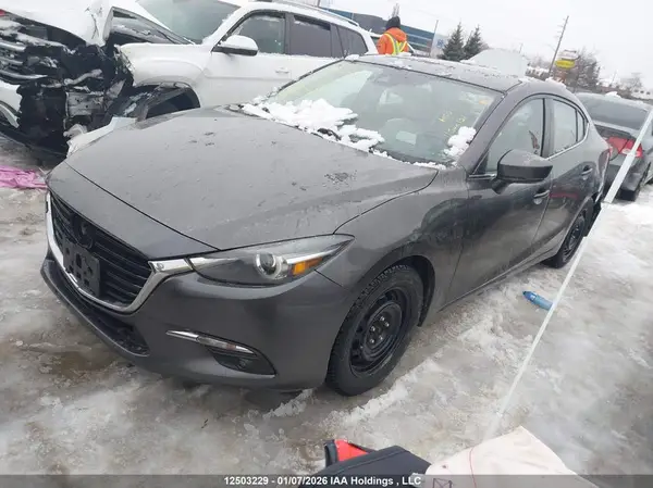 JM1BN1W32H1136363 2017 MAZDA 3 - Image 2