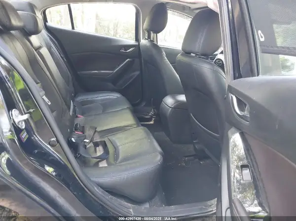 JM1BN1W32H1138971 2017 MAZDA 3 - Image 8