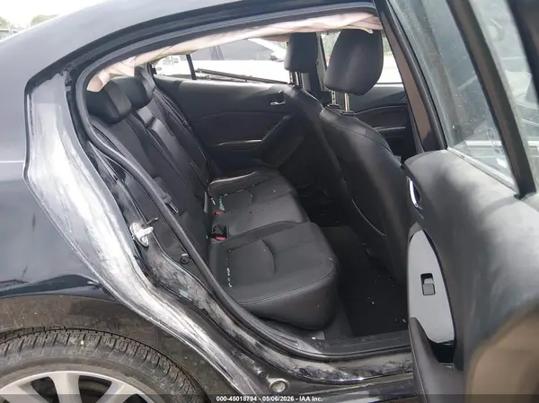 JM1BN1W32H1146648 2017 MAZDA 3 - Image 8