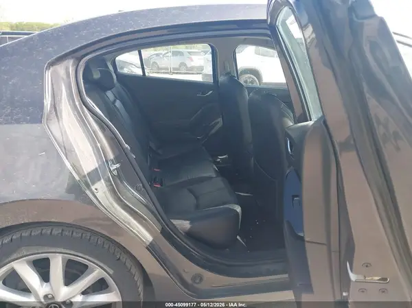 JM1BN1W33H1131608 2017 MAZDA 3 - Image 8