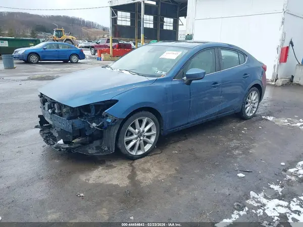JM1BN1W34H1101632 2017 MAZDA 3 - Image 2