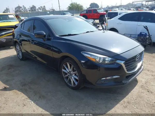JM1BN1W34H1130077 2017 MAZDA 3 - Image 1