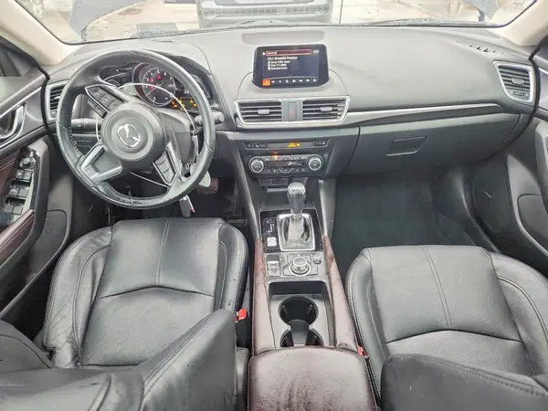 JM1BN1W34H1146215 2017 MAZDA 3 - Image 8