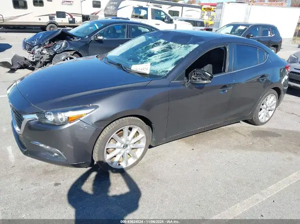 JM1BN1W35H1104877 2017 MAZDA 3 - Image 2
