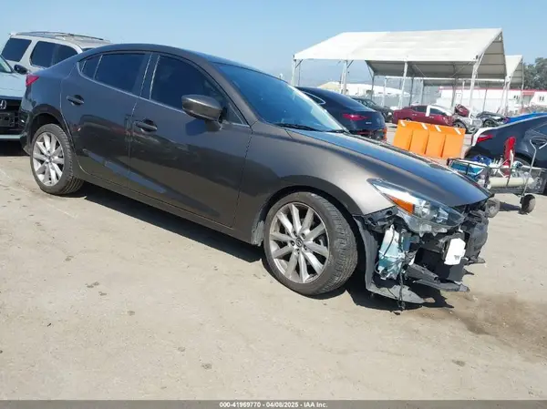 JM1BN1W35H1111232 2017 MAZDA 3 - Image 1