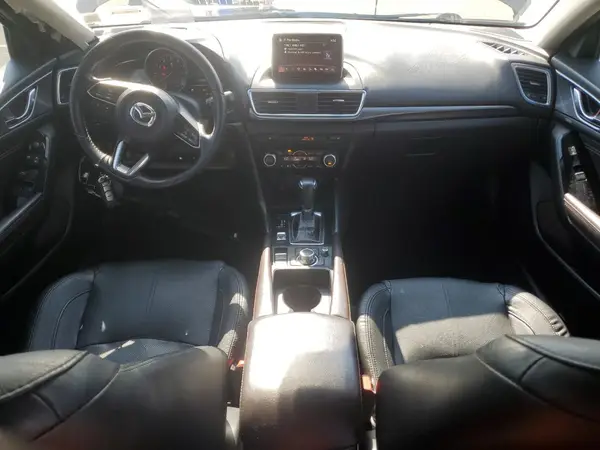 JM1BN1W35H1129438 2017 MAZDA 3 - Image 8