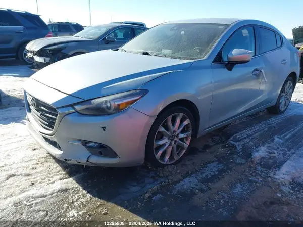 JM1BN1W36H1111398 2017 MAZDA 3 - Image 2