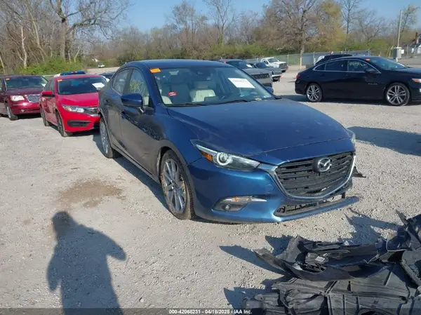 JM1BN1W37H1138559 2017 MAZDA 3 - Image 1