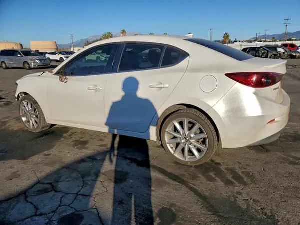 JM1BN1W38H1115677 2017 MAZDA 3 - Image 2