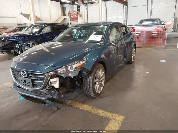 JM1BN1W38H1136660 2017 MAZDA 3 - Image 2