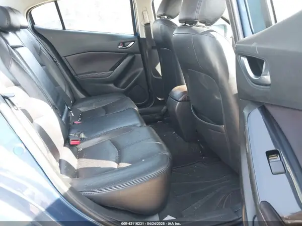 JM1BN1W39H1139499 2017 MAZDA 3 - Image 8
