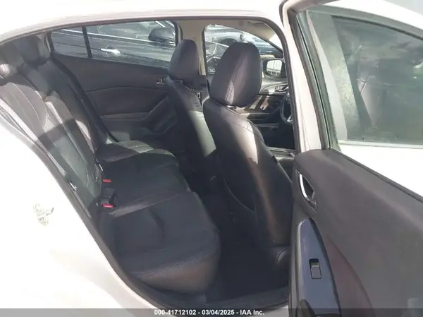JM1BN1W3XH1140225 2017 MAZDA 3 - Image 8