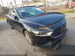 JM1BPAA73N1507644 2022 MAZDA 3