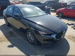 JM1BPAA76M1345149 2021 MAZDA 3