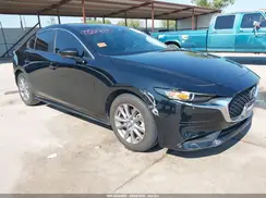 JM1BPAA78M1314405 2021 MAZDA 3