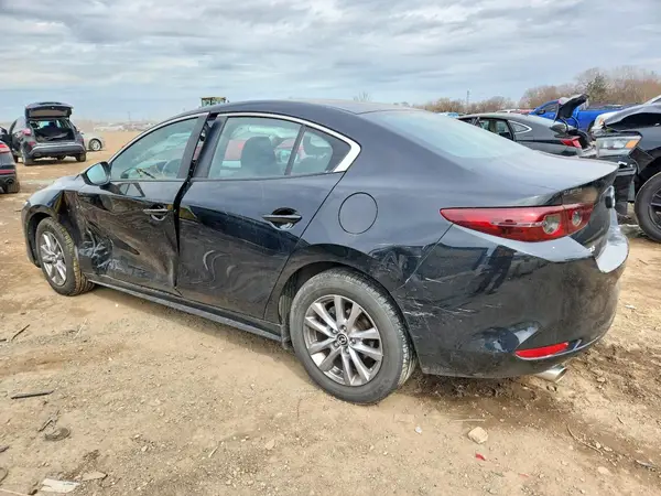 JM1BPAA7XM1333232 2021 MAZDA 3 - Image 2