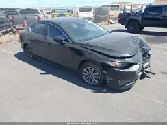 JM1BPAAL2M1327793 2021 MAZDA 3
