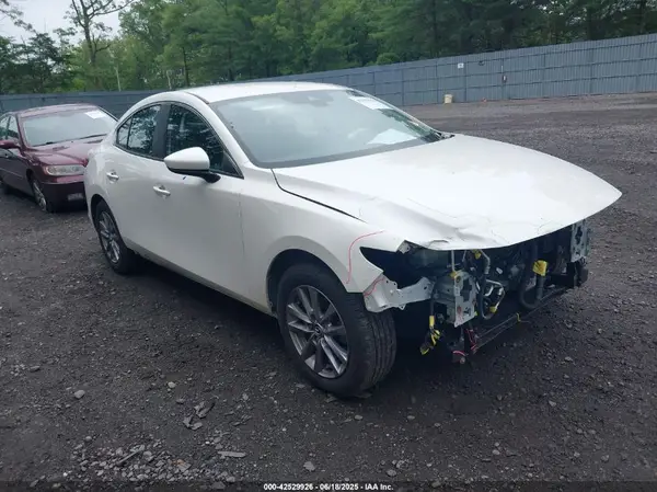 JM1BPAAL3M1313269 2021 MAZDA 3 - Image 1