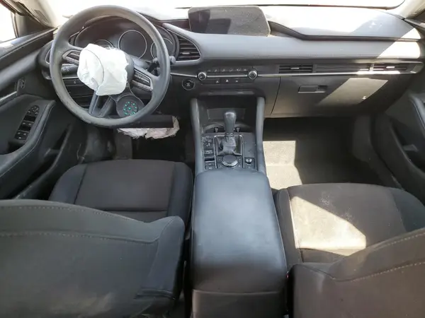 JM1BPAAL3M1326099 2021 MAZDA 3 - Image 8