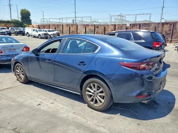 JM1BPAAL5M1345141 2021 MAZDA 3 - Image 2
