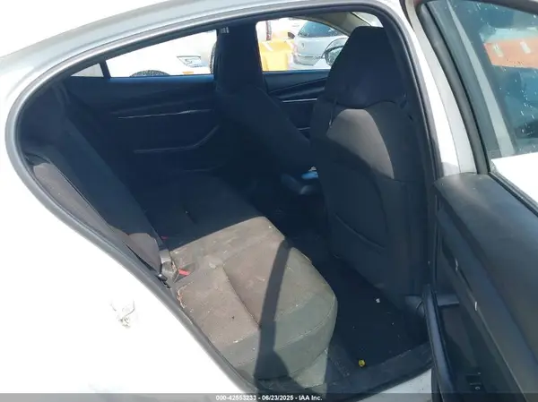 JM1BPAAL6M1331801 2021 MAZDA 3 - Image 8