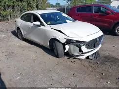 JM1BPAALXM1322857 2021 MAZDA 3