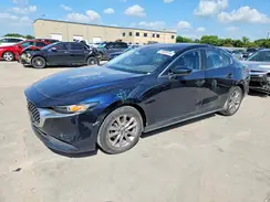 JM1BPAALXM1327864 2021 MAZDA 3