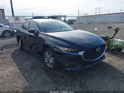 JM1BPAALXM1332983 2021 MAZDA 3