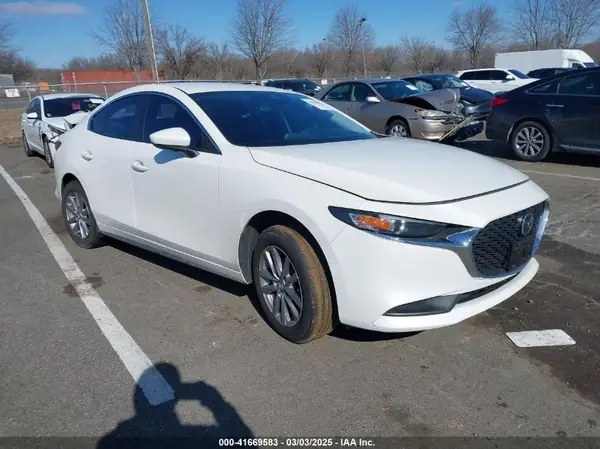 JM1BPAALXN1508318 2022 MAZDA 3 - Image 1