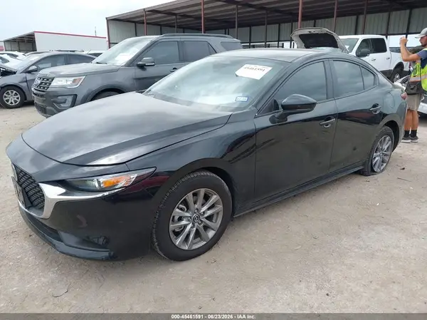 JM1BPAALXT1869108 2026 MAZDA 3 - Image 2