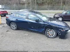 JM1BPAAM2S1766188 2025 MAZDA 3