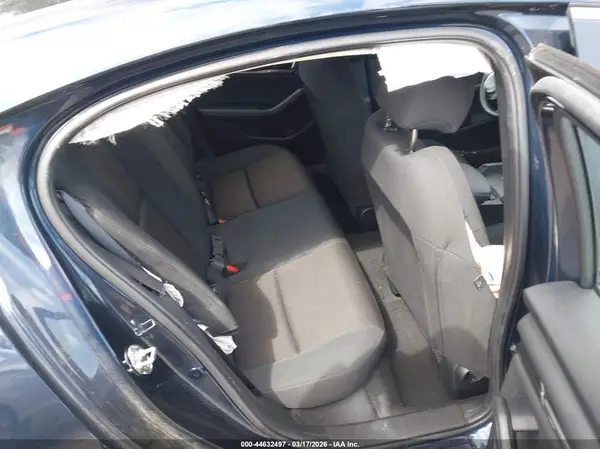 JM1BPAAM2S1766188 2025 MAZDA 3 - Image 8