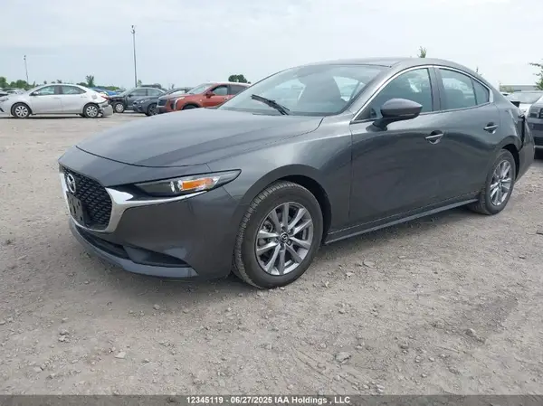 JM1BPAB72N1502532 2022 MAZDA 3 - Image 2