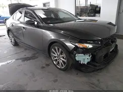 JM1BPABL0M1324860 2021 MAZDA 3
