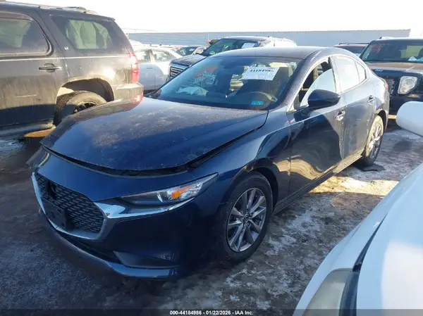 JM1BPABL1K1110070 2019 MAZDA 3 - Image 2